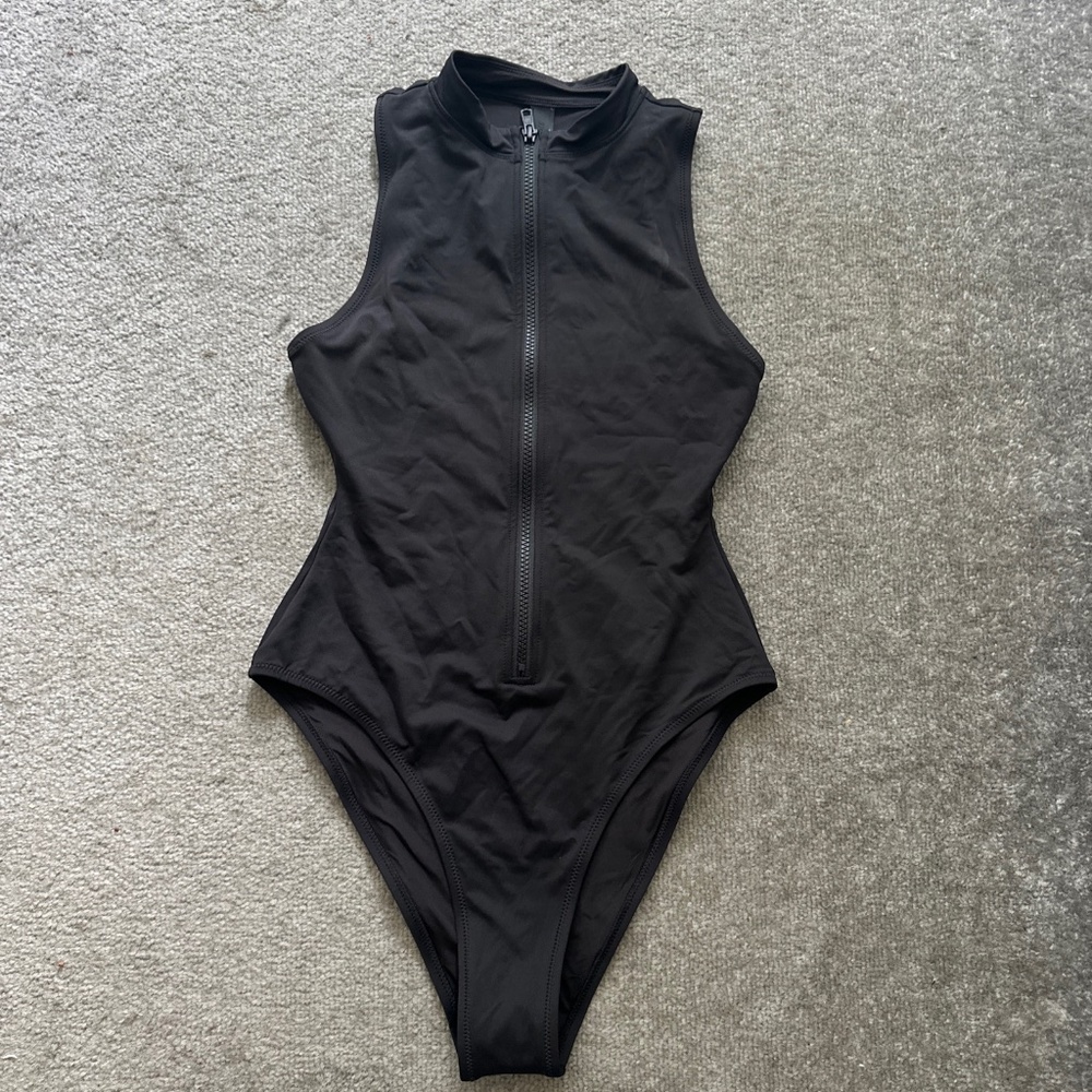 Skims Signature Swim Zip Front Sleeveless One Piece Onyx
